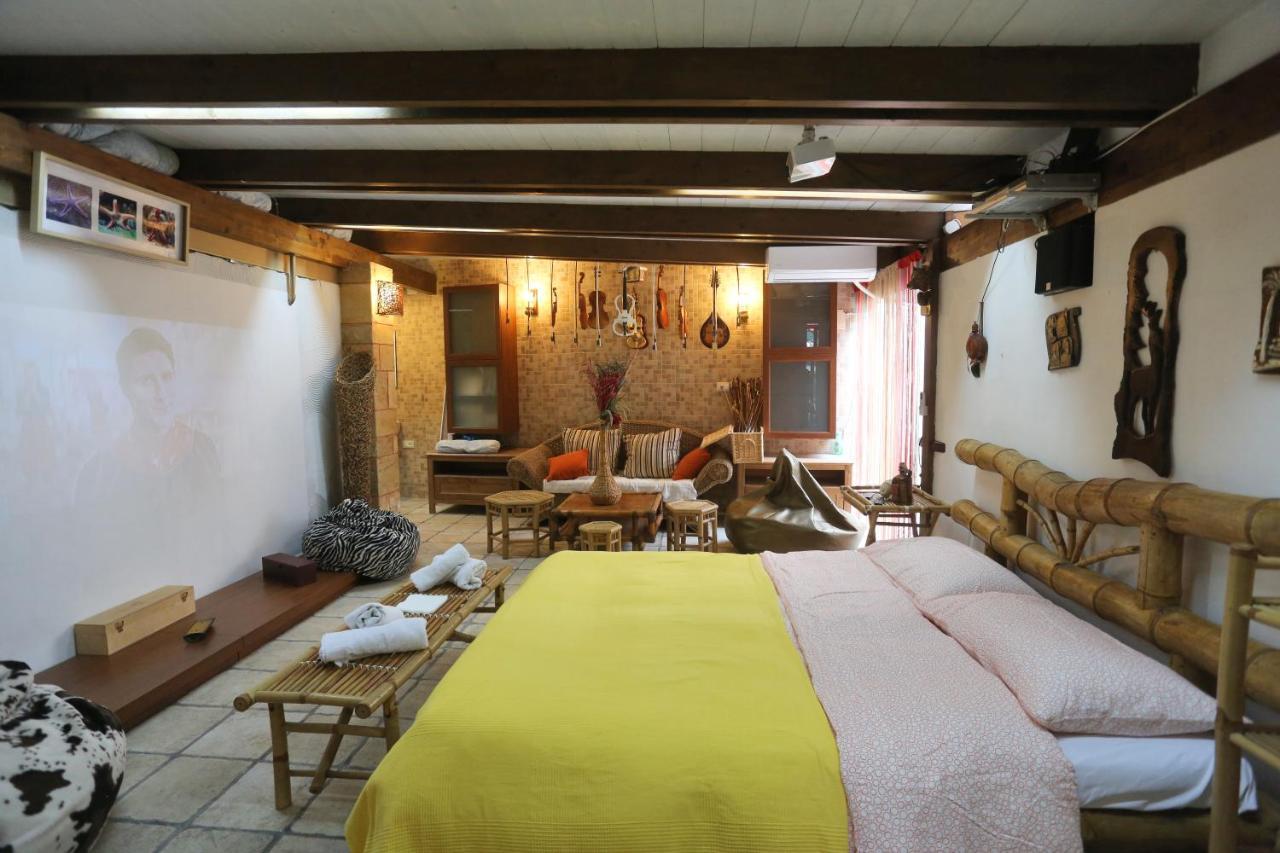 Music House A Castellana Grotte Confinante Via Per Turi 500M Dalle Grotte Bagian luar foto