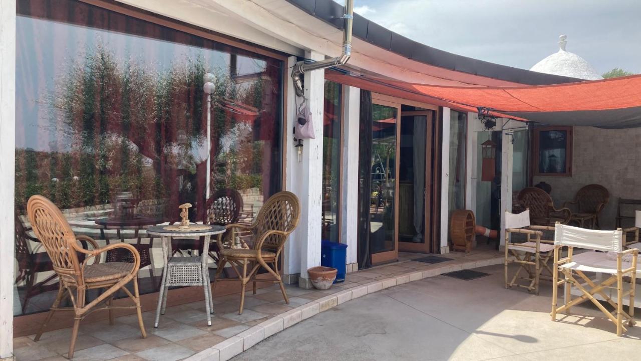 Music House A Castellana Grotte Confinante Via Per Turi 500M Dalle Grotte Bagian luar foto
